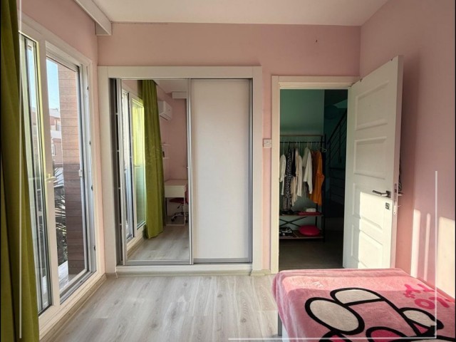 🏡 170.000 £ | ❌ SÖZLEŞME YENİLEME ÜCRETİ YOK ❌ | TAPUSU HAZIR 3+1 İKİZ VİLLA | DENİZE 500 METRE | FULL EŞYALI | ROYAL SUN RESIDENCE | KIZILÖRS INVESTMENT