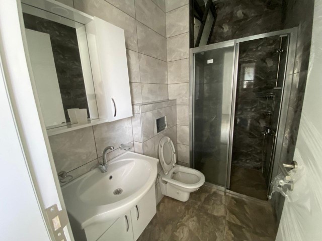 Girne Merkez'de yeni Asgariye hastanesi yakını Özel Teraslı Satılık 3+1 Villa! - Fotoğraf 3
