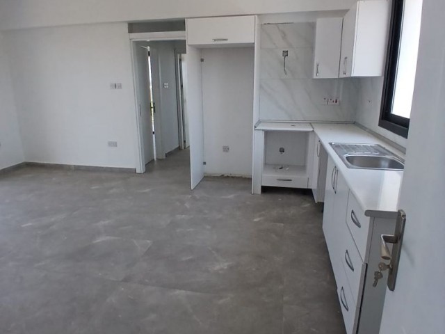 Gazimağusa Yeni Boğaziçi'nde Şehir Manzaralı, 2+1 Eşyasız Daire Satılık!