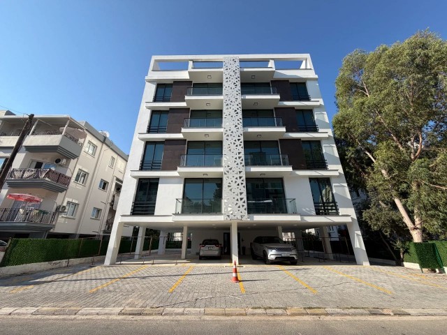 Girne Merkez’de Türk Koçanlı Sıfır Binada Yüksek Kira Getirili 2+1 Daire - Fotoğraf 2