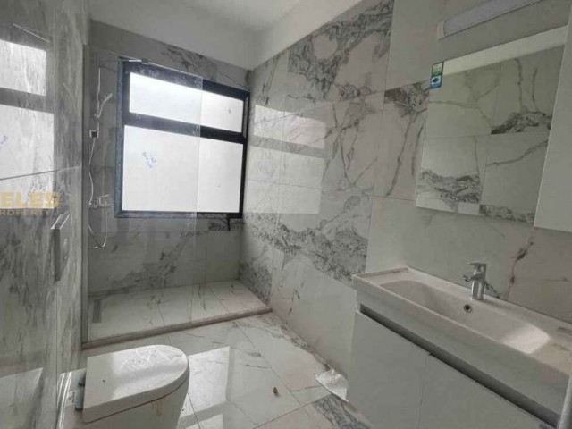 Kuzey Kıbrıs Gayrimenkulü — Yeni Boğaziçi’nde Denize Yakın 4+4 Villa SV-4-0083