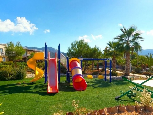 Kuzey Kıbrıs Emlak — Tatlısu ve Bahçeli arasında denize yakın, havuzlu site içinde daire SA-2295