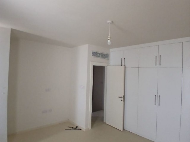 İskele Boğaz'ında Abelia Residence: 3+1 Dublex Daire %15 peşinat ile 10 Yıla kadar şirkete ödemeli vade imkanı - Fotoğraf 4