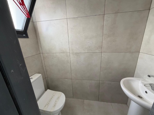 Alayköy Sanayi Bölgesi – Satılık Showroom & Depo Dükkanları - Fotoğraf 3