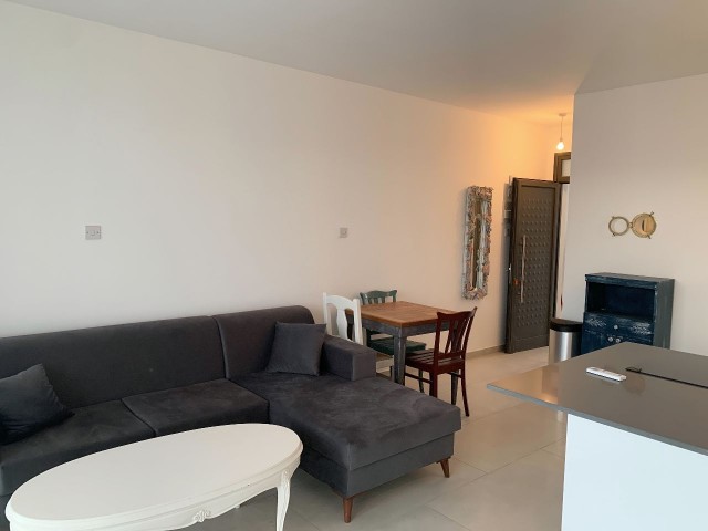 Bahçeli Palm Bay View'de Sahibinden Satılık Full Eşyalı 1+1 Daire - Fotoğraf 4