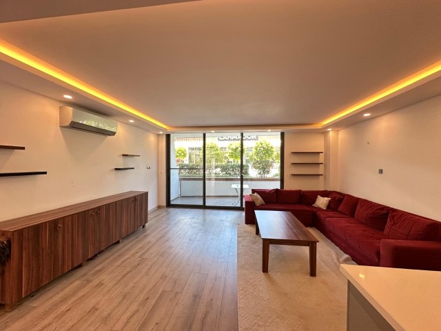Girne Yukarı Girne'de 1+1 Ful Eşyalı Daire: Rahat ve Güvenli Yaşam Alanı! - Fotoğraf 4