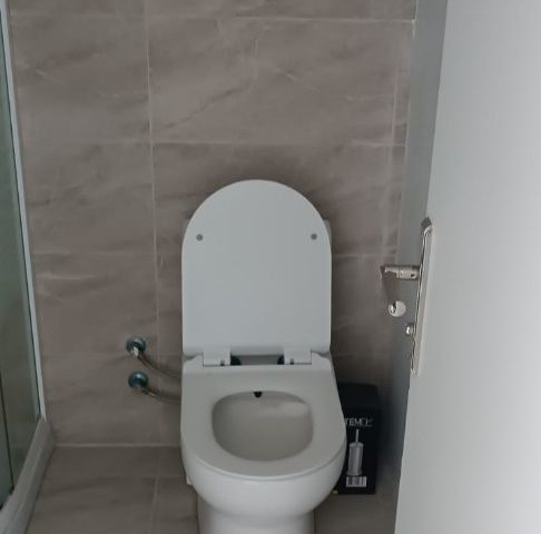 Hamitköyde 2+1 eşsiz lokasyon satılık sıfır Daire - Fotoğraf 3