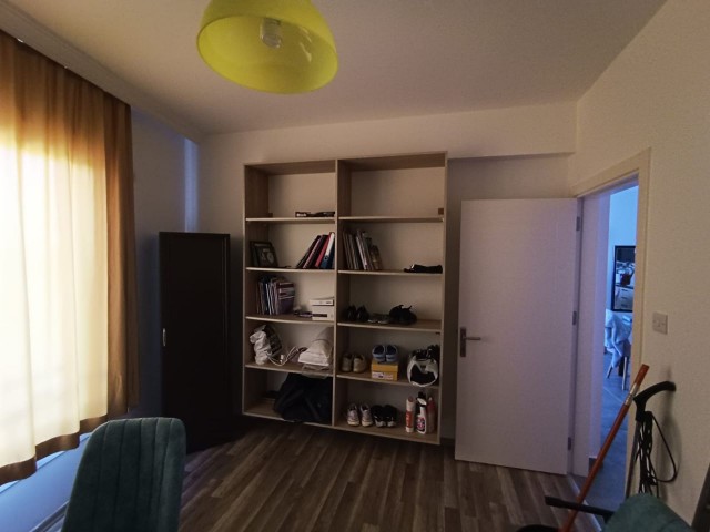 Küçük Kaymaklı'da Eşdeğer Koçan 2+1 Eşsiz Lokasyon Satılık Daire - Fotoğraf 2