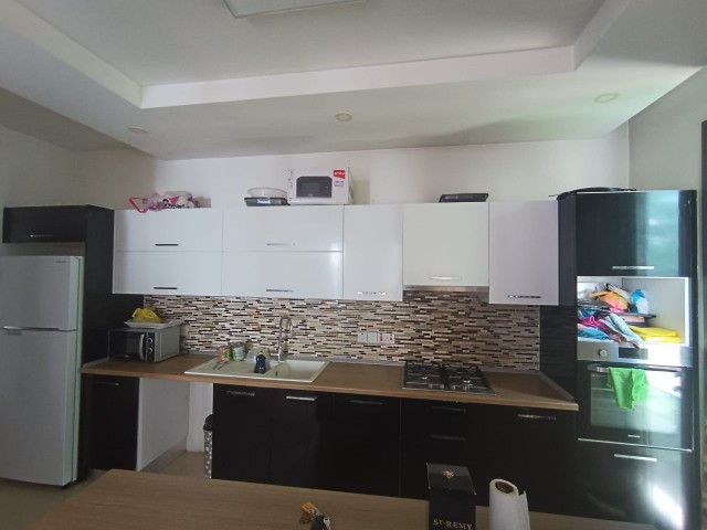 2+1 Eşsiz lokasyonda Satılık daire - Fotoğraf 2