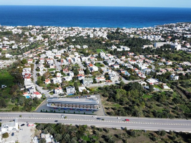 Girne Çevre Yolunda Satılık Sende Katlı Dükkan - Fotoğraf 1