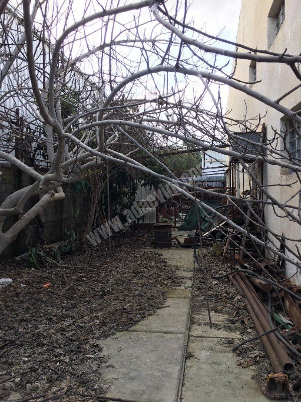 1300m² Warehouse for Sale in Lefkoşa Organized Industrial Zone