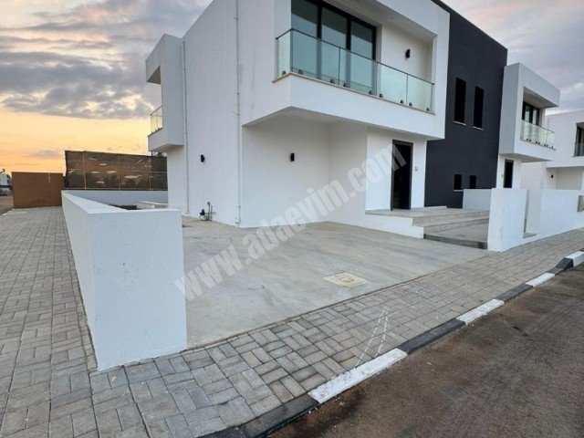 İskele Boğaziçi Satılık Villa 