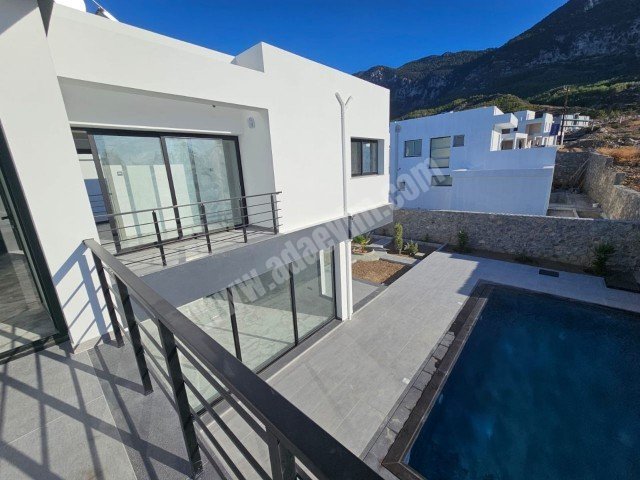 Girne Lapta Satılık Villa