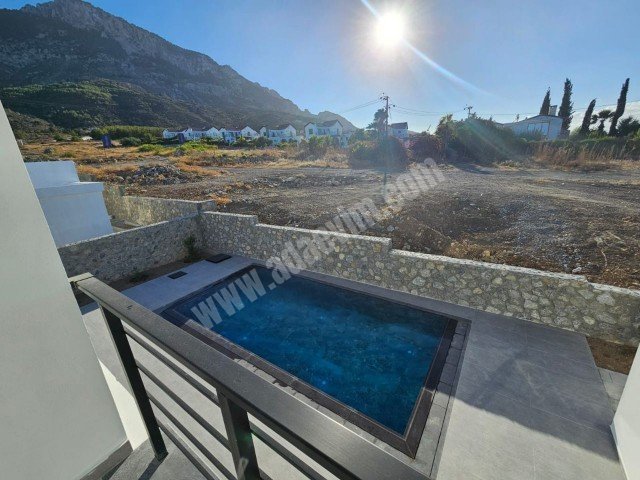Girne Lapta Satılık Villa