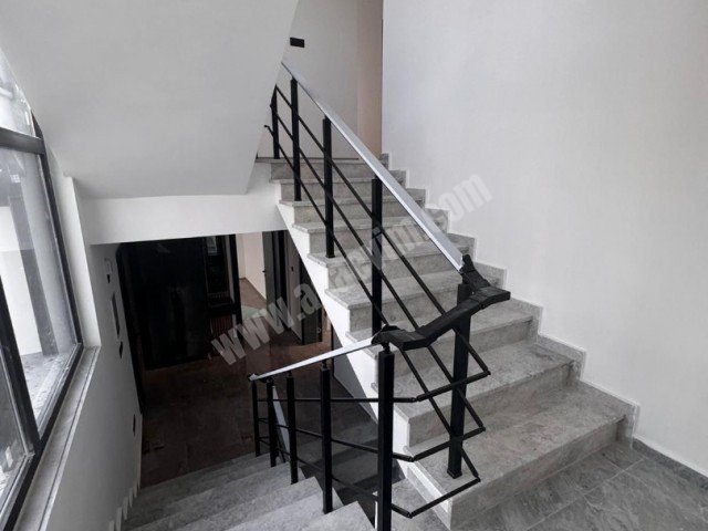 Çatalköy'de 4+1 Bahçeli Satılık Villa