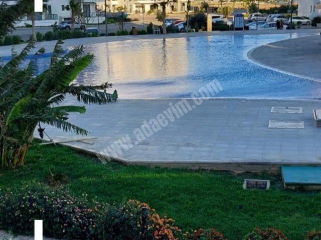 Caesar Blue'da 60m² Kiralık Stüdyo | İskele Boğaz £350