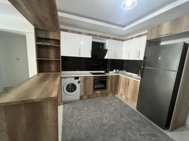 Girne merkezde satılık 2+1 daire 