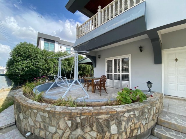 Lefkoşa/ Gönyeli bölgesinde satılık villa