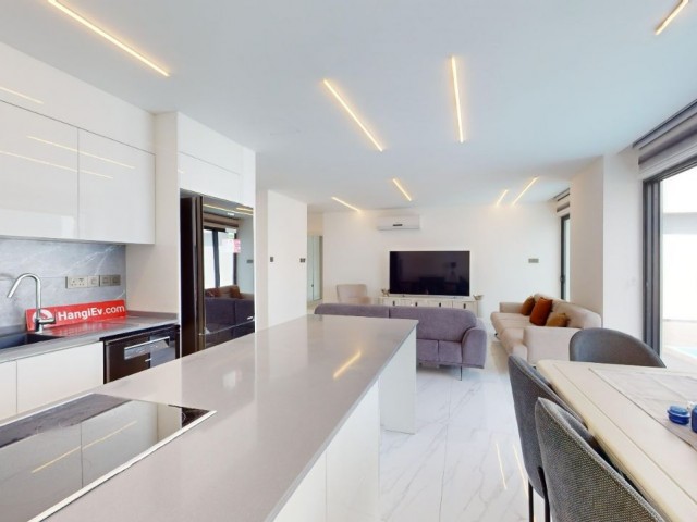 Girne merkezde lüks özel havuzlu daire