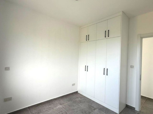 Lapta bölgesinde satılık geniş teraslı daire