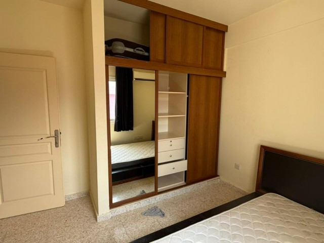 GAU'ye yürüme mesafesinde kiralık 2+1 geniş daire