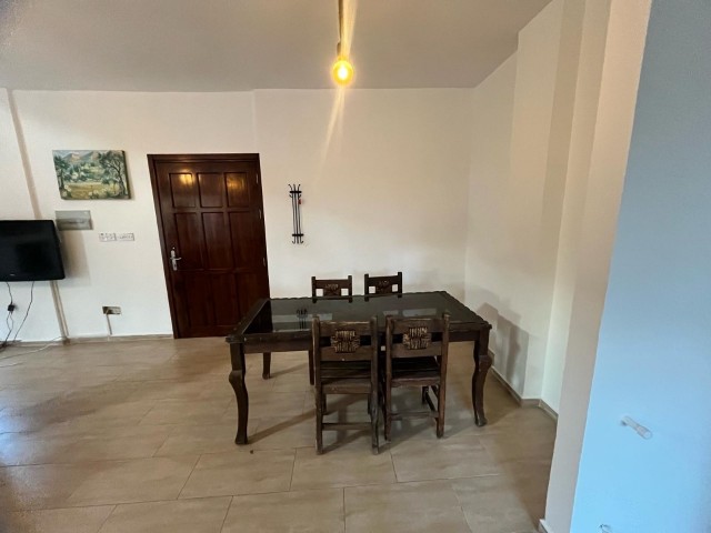 Girne Ozanköyde Kiralık 3 + 1 villa