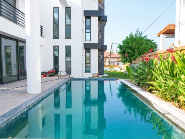 Girne Bellapais 6+2 satılık villa