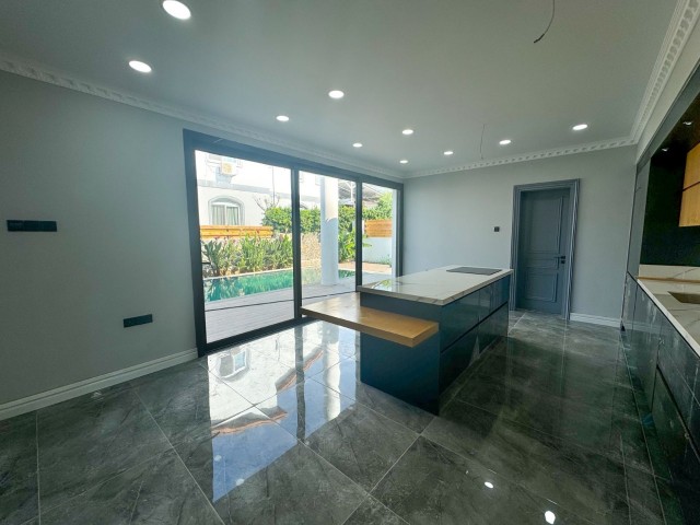 Girne Bellapais 6+2 satılık villa