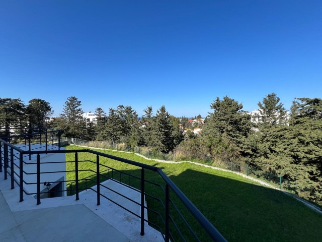 Satılık 4+1 lux villa, Alsancak, Girne. !!!!! TEK YETKİLİ !!!!!!!!