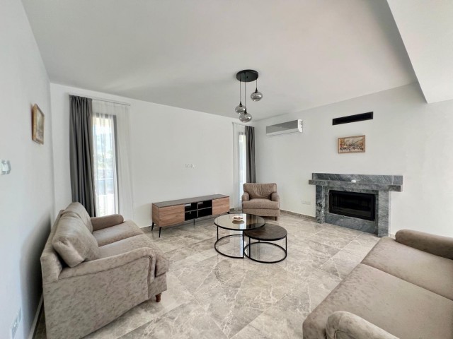 Girne Çatalköyde kiralık LUX 5+1 villa. AĞUSTOS SONU İTİBARİ İLE MÜSAİT OLACAK