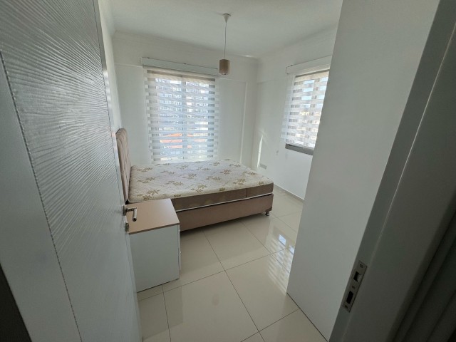 Girne merkez satılık komple bina. 18 Esyali apartman + lojman 10 oda. Yuksek kira getirisi - Fotoğraf 3