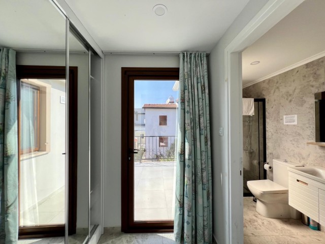 Kiralık lüx 4+1 villa, Bellapais, Girne 