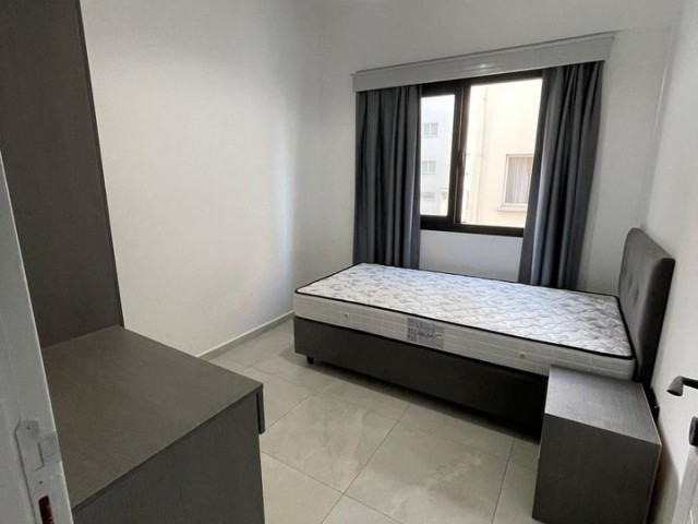 Kiralık 2+1 daire, öğrencilere uygundur. Mağusa, Sakarya. Doğu Akdeniz Üniversitesine yürüme mesafesinde