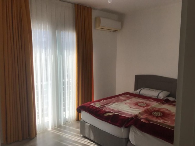 Girne merkezde kiralık penthouse