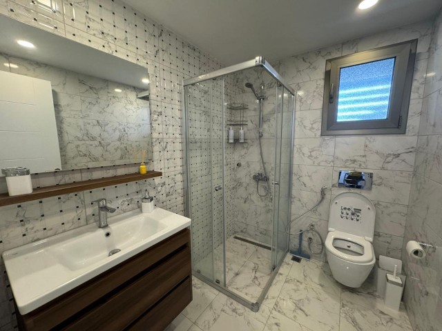 2+1 Satılık Penthouse Olive Hill’te Prestijli Bir Yaşam – Panoramik Deniz ve Merit Manzaralı Özel Penthouse - Fotoğraf 2