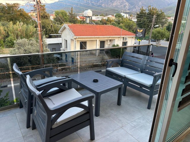 Alsancak bölgesinde 2+1 günlük kiralık daire