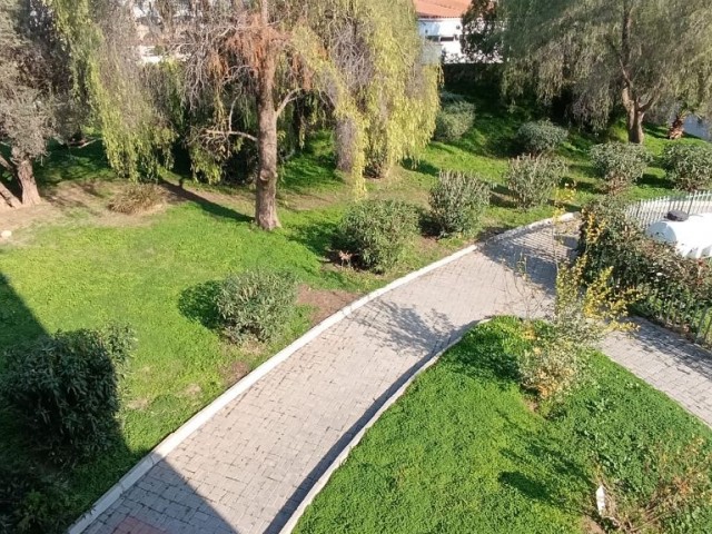 Girne merkezde günlük kiralık daire