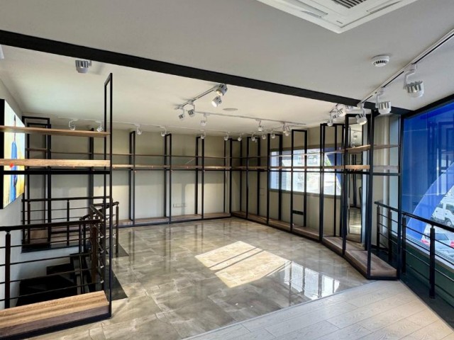 Girne Merkezde Kıyafet Mağazası İçin Kiralık Dükkan