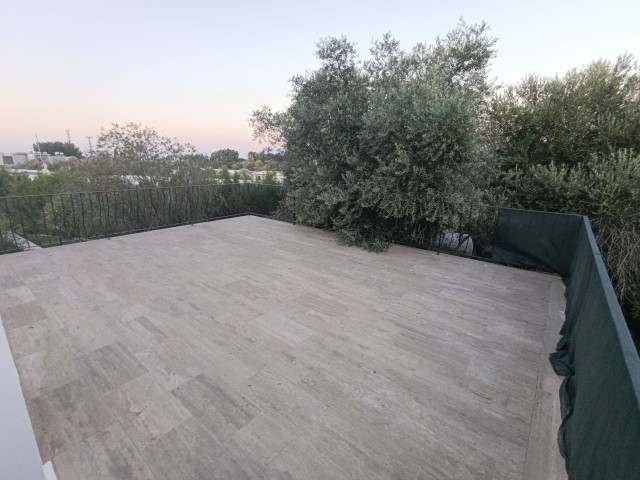 Girne Karaoğlanoğlu Özel Havuzlu Full Eşyalı Kiralık 3+1 Villa