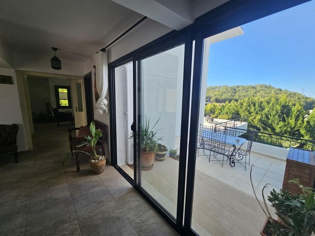 Fiyat Düştü! Girne Karmi'de Benzersiz Satılık 4+1 Özel Havuzlu Villa