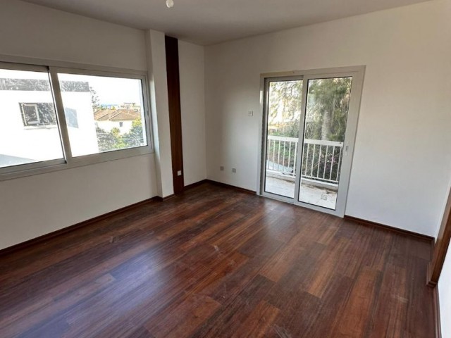 Girne Alsancak Kiralık 5+1 Villa/ Eşyalı veya Eşyasız Kiralama Seçeneği