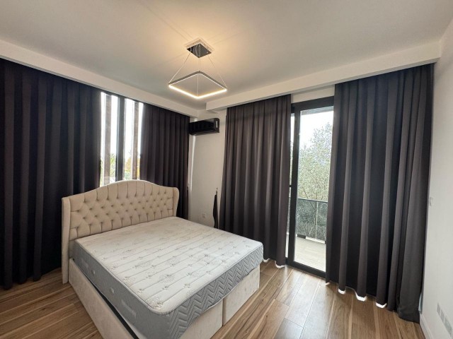 Girne Ozanköy Kiralık Lüks 4+1 Özel Havuzlu Villa/ Eşyalı veya Eşyasız Kiralama Seçeneği