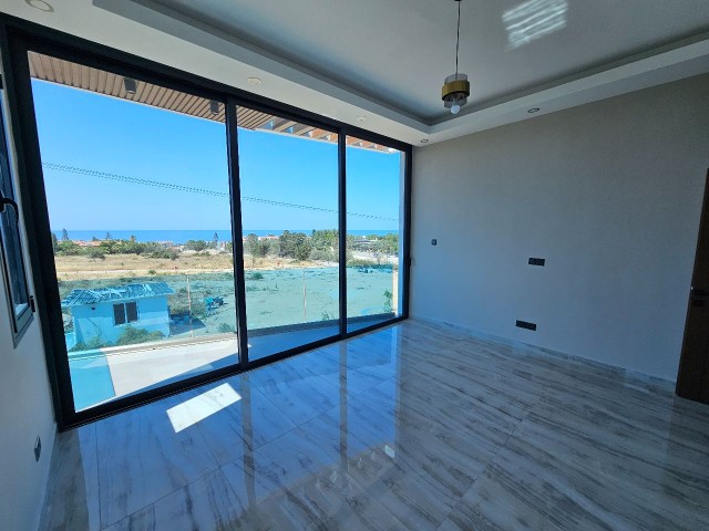 Girne Çatalköy'de Denize Yürüme Mesafesi 2+1 120m2 Townhouse'ler - Fotoğraf 3