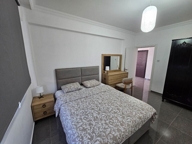 Girne Alsancak Havuzlu Sitede Kiralık Geniş Lüks 1+1 Daire