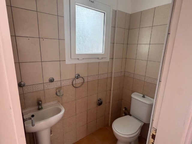 ŞEHİR MANZARALI KARŞIYAKA SATILIK 4+1 VİLLA 