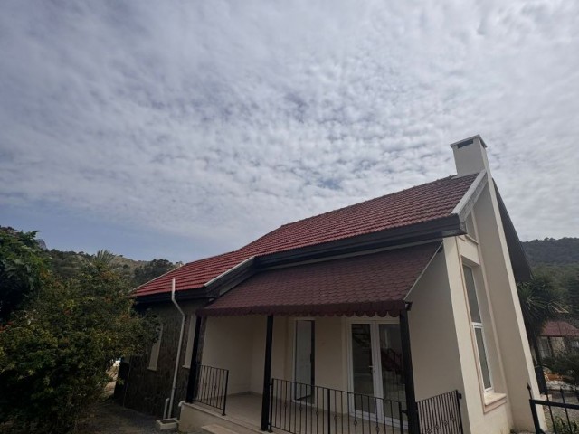 KARŞIYAKA 4+1 SATILIK VİLLA