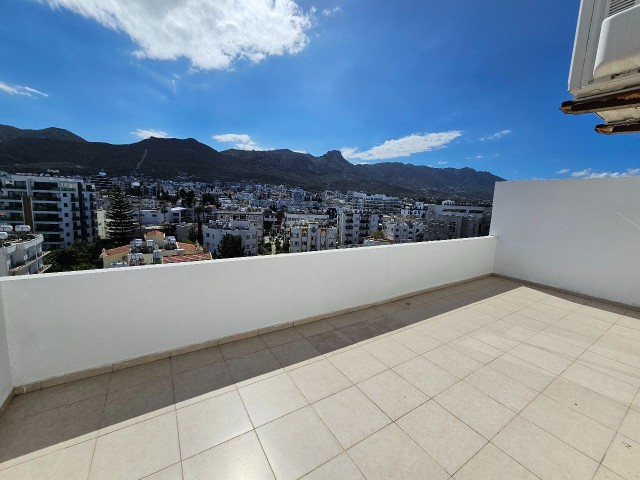 Satılık 2+1 Penthouse Girne Merkez - Fotoğraf 2