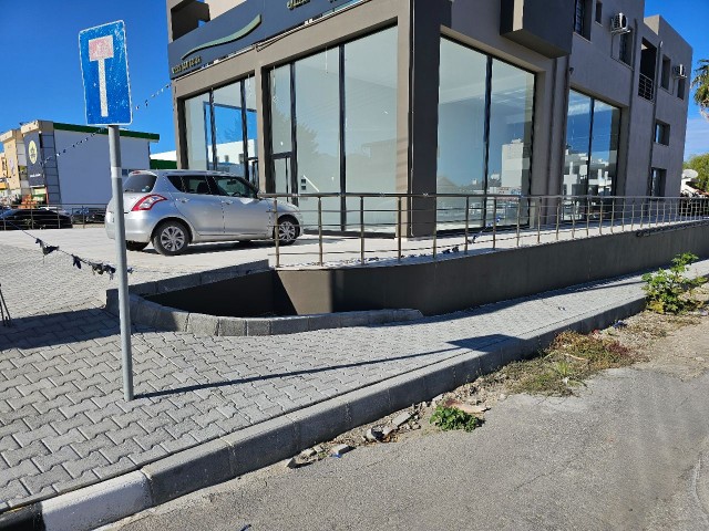 SATILIK ANA CADDE ÜZERİ DÜKKAN