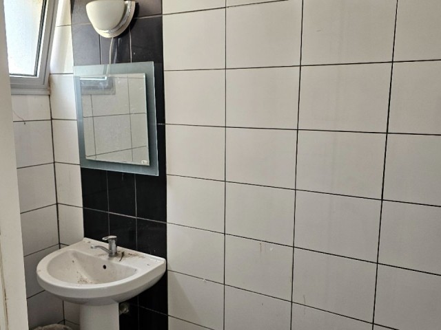 GİRNE KİRALIK İŞYERİ ANA CADDE ÜSTÜNDE