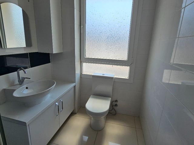 KİRALIK TİCARI İZİNLİ OFİS